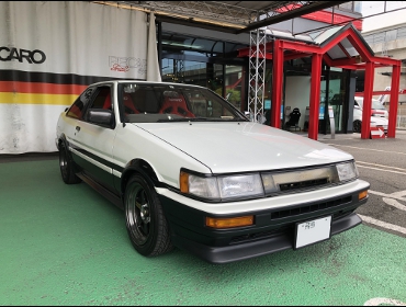 TOYOTA�@���r���@AE86�i1987�N�j�@�Ɂ@RECARO�i���J���j�@SR-7F�@KK100�@RED�@A/R�@�~���E�@����
