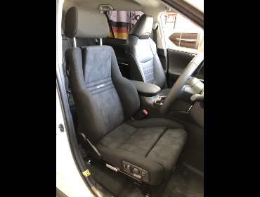 TOYOTA�@RAV4�i2020�N10���j�@�Ɂ@RECARO�i���J���j�@�I���\�y�hAN220HV�@BK�@����