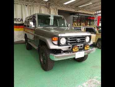 TOYOTA�@�����h�N���[�U�[70�@HZJ76V�@�Ɂ@RECARO�i���J���j�@�G���S���hMV�@�O���C�@�V�[�g�q�[�^�[�t���@����