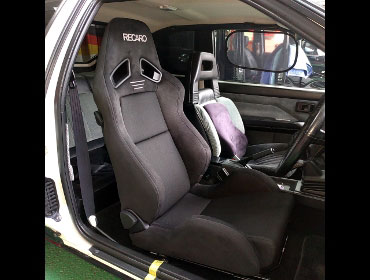 TOYOTA�@�J���[���X�v�����^�[�@AE86�i1986�N�j�@�Ɂ@RECARO�i���J���j�@SR-7�@GU100�@BK�@����