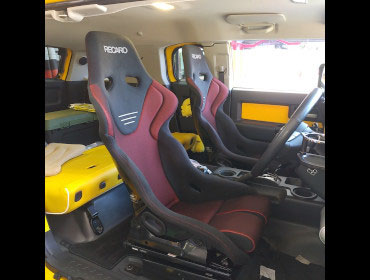 TOYOTA�@FJ�N���[�U�[�@GSJ15W�i2017�N�j�@�Ɂ@RECARO�i���J���j�@RS-G�@GK�@BK/RED�@�V�[�g�q�[�^�[�t���@�~���E�@����