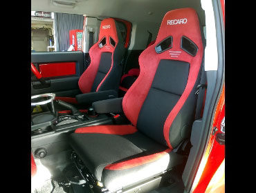 TOYOTA�@FJ�N���[�U�[�i2012�N�j�@�Ɂ@RECARO�i���J���j�@SR-7F�@GU100H�@RED�@�V�[�g�q�[�^�[�t���@�A�[�����X�g�t���@�~���E�@����