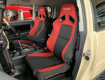 TOYOTA�@FJ�N���[�U�[�@GSJ15W�i2018�N�j�@�Ɂ@RECARO�i���J���j�@SR-7F�@GU100H�@RED�@�V�[�g�q�[�^�[�t���@�~���E�@����