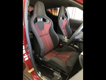 TOYOTA�@CHR�@�Ɂ@RECARO�i���J���j�@�X�|�[�c�X�^�[GK100H�@RED�@�~���E�@����