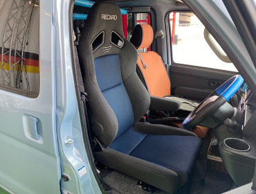 TOYOTA�@�s�N�V�X�o���@S331M�i2021�N�j�@�Ɂ@RECARO�i���J���j�@SR-7F�@GK100�@BK/�u���[�@�~���E�@����