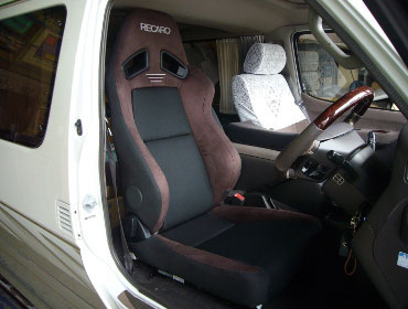 TOYOTA�@100�n�n�C�G�[�X�@�Ɂ@RECARO�i���J���j�@SR-7F�@GU100H�@�u���E���@���ʃV���[�g���H�@����