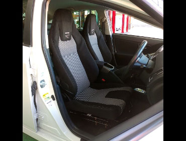 TOYOTA�@�v���E�X�@ZVW30�i2014�N�j�@�Ɂ@RECARO�i���J���j�@LX-F�@WU110�@BK�@�~���E�@����