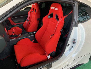 TOYOTA�@86�@ZN6�i2013�N�j�@�Ɂ@RECARO�i���J���j�@SR-7�@KK100�@RED�@�~���E�@����