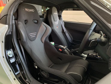 TOYOTA�@GR�R�y���@LA400A�@�Ɂ@RECARO�i���J���j�@TS-G�@GK�@BK/SIL�@�V�[�g�q�[�^�[�t���@����