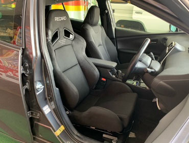 TOYOTA�@�v���E�X�@ZVW50�i2019�N�j�@�Ɂ@RECARO�i���J���j�@SR-7�@GU100�@BK�@����