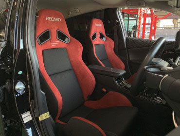TOYOTA�@�v���E�XPHV�@DLA-ZVW52�i2017�N�j�@�Ɂ@RECARO�i���J���j�@SR-7�@GU100�@RED�@�~���E�@����