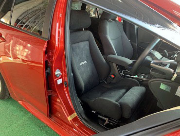 TOYOTA�@�J���[���c�[�����O�@6AA-2WE211W�@�Ɂ@RECARO�i���J���j�@�G���S���hLD�@BK�@����