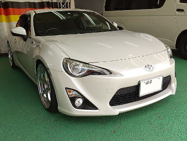 TOYOTA�@86�@ZN6�i2012�N�j�@�Ɂ@RECARO�i���J���j�@SR-7�@GK100�@BK/BK�@�V�[�g�q�[�^�[�t���@����