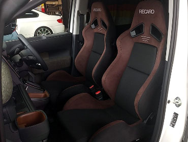 TOYOTA�@�V�G���^�i2023�N�j�@�Ɂ@RECARO�i���J���j�@SR-7�@GU100�@�u���E���@�~���E�@����