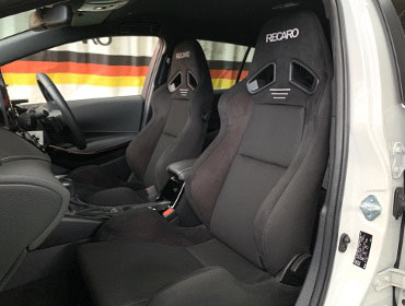 TOYOTA�@�J���[���c�[�����O�@MZEA12H�i2020�N�j�@�Ɂ@RECARO�i���J���j�@SR-7�@GU100H�@BK�@�~���E�@����