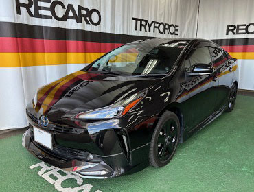 TOYOTA�@�v���E�X�@ZVW51�i2020�N�j�@�Ɂ@RECARO�i���J���j�@SR-7F�@GU100H�@BK�@�V�[�g�q�[�^�[�t���@����