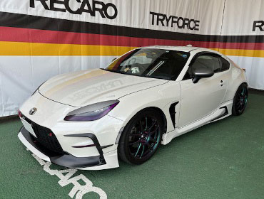 TOYOTA�@GR86�@ZN8�i2023�N�j�@�Ɂ@RECARO�i���J���j�@TS-G�@GK�@BK/RED�@����