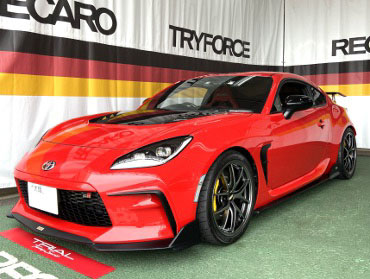 TOYOTA�@GR86�@ZN8�i2021�N�j�@�Ɂ@RECARO�i���J���j�@SR-S�@UT100H�@RED�@�V�[�g�q�[�^�[�t���@����