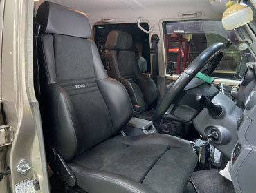 TOYOTA�@�����h�N���[�U�[70�@GRJ76V�i2014�N�j�@�Ɂ@RECARO�i���J���j�@�I���\�y�hDL220HV�@�~���E�@����