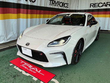 TOYOTA�@GR86�@ZN8�i2024�N�j�@�Ɂ@RECARO�i���J���j�@SR-S�@UT100H�@RED�@����