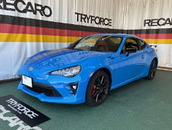 TOYOTA�@86�@DBA-ZN6�i2018�N�j�@�Ɂ@RECARO�i���J���j�@SR-S�@UT100H�@RED�@�V�[�g�q�[�^�[�t���@����