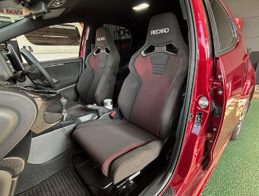 TOYOTA�@�����X�@MXPA10�i2024�N�j�@�Ɂ@RECARO�i���J���j�@SR-S�@BK100�@BK/RED�@���@SR-C�@BK100�@A/R�@BK/RED�@����