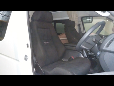 RECARO�i���J���V�[�g�j�@TOYOTA�@200�n�n�C�G�[�X4�^�@���{�X�[�p�[�����O�@�n�C���[�t�i�L�����s���O�j�Ƀ��J���@�G���S���hD�@BK�@�~2�r�@����