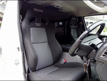 RECARO�i���J���V�[�g�j�@TOYOTA�@�n�C�G�[�X200�n�Ƀ��J���@SR-7F�@GK100�@BK/SIL�@�~2�r�@����