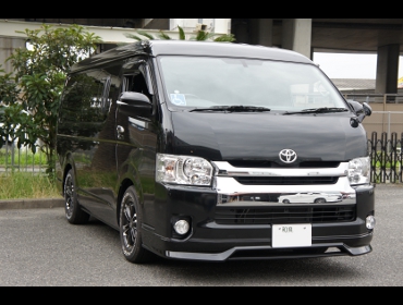 TOYOTA�@�n�C�G�[�X200�n��RECARO�i���J���j�V�[�g����