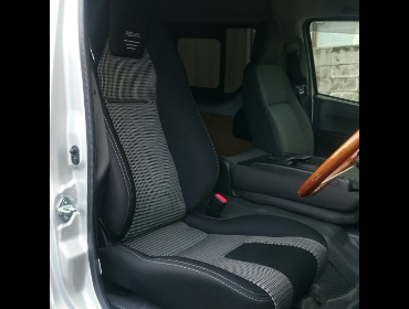 RECARO�i���J���V�[�g�j�@TOYOTA�@���W�A�X�G�[�X�@DX�Ƀ��J���@LX-F IM110�@BK�@����