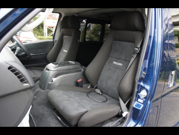 RECARO�i���J���V�[�g�j�@TOYOTA�@�n�C�G�[�X�@200�n4�^�Ƀ��J���@�G���S���hMV�@BK�i�V���[�g���H�j�@�~2�r�@����