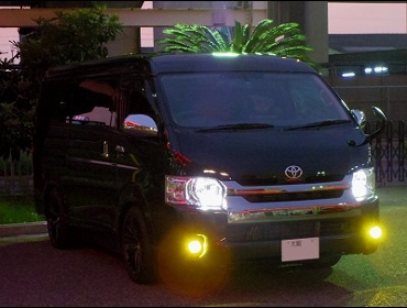 TOYOTA�@�n�C�G�[�X�@200�n��RECARO�i���J���j�V�[�g����