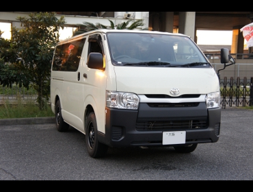 TOYOTA�@�n�C�G�[�X�@200�n��RECARO�i���J���j�V�[�g����