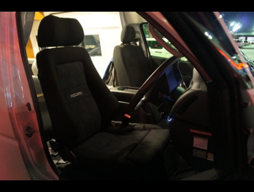 RECARO�i���J���V�[�g�j�@TOYOTA�@�n�C�G�[�X200�n4�^�@�L�����s���O�@�Ƀ��J���@�G���S���hMV�@BK�@����