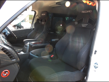 RECARO�i���J���V�[�g�j�@TOYOTA�@�n�C�G�[�X�Ƀ��J���@SR-7F�@GK100�@BK/BK�@�~2�r�@����