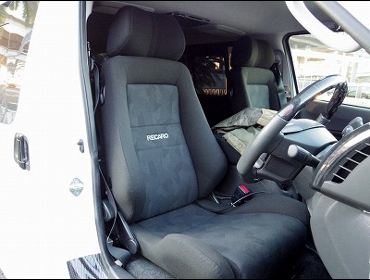 RECARO�i���J���V�[�g�j�@TOYOTA�@200�n�n�C�G�[�X�Ƀ��J���@�G���S���hD�@BK�@�~2�r�@����