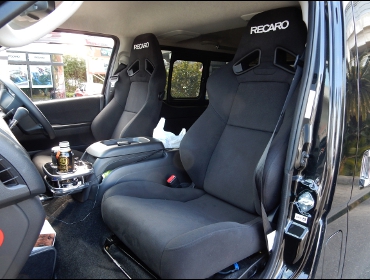 RECARO�i���J���V�[�g�j�@TOYOTA�@�n�C�G�[�X�Ƀ��J���@SR-7F�@KK100�@BK�@�~2�r�@����