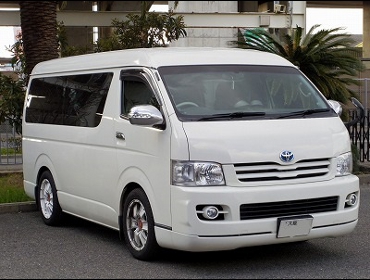 TOYOTA�@�n�C�G�[�X��RECARO�i���J���j�V�[�g����