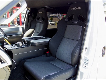 RECARO�i���J���V�[�g�j�@TOYOTA�@�n�C�G�[�X�@S-GL�Ƀ��J���@New SR-7F�@GK100�@BK/BL�@�~2�r�@����