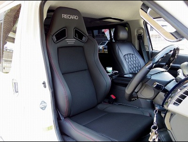 RECARO�i���J���V�[�g�j�@TOYOTA�@200�n�n�C�G�[�X�Ƀ��J���@SR-7F�@Lassic BK���U�[�@����