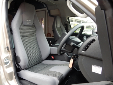 RECARO�i���J���V�[�g�j�@TOYOTA�@�n�C�G�[�X�@�L�����s���O�Ƀ��J���@LX-F�@IN�@�O���C�@�A�[�����X�g�iA/R�j�t���@�~2�r�@����