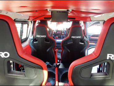 TOYOTA�@�n�C�G�[�X��RECARO�i���J���j�@�X�|�[�c�X�^�[LL100H���U�[SE�@RED���U�[�@�~6�r�@����