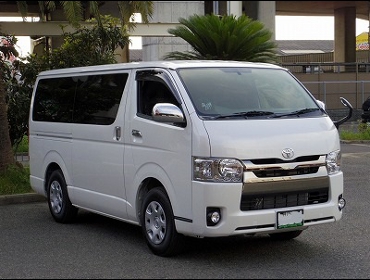 TOYOTA�@�n�C�G�[�X200�n��RECARO�i���J���j�V�[�g����