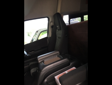 TOYOTA�@�n�C�G�[�X�@�L�����s���O�����Ԃ�RECARO�i���J���jLX-F�@IN110�@�V�[�g�q�[�^�[�t���@A/R�@BK�@�~2�r�@����