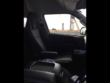 TOYOTA�@�n�C�G�[�X�@�L�����s���O�����Ԃ�RECARO�i���J���jLX-F�@IN110�@�V�[�g�q�[�^�[�t���@A/R�@BK�@�~2�r�@����