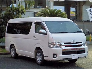 TOYOTA�@�n�C�G�[�X�@200�n��RECARO�i���J���j�V�[�g����