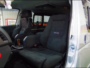 TOYOTA�@�n�C�G�[�X�@�Ɂ@RECARO�i���J���j�@�I���\�y�hAN220HV�@BK�@���@�G���S���hMV�@BK�@�V�[�g�q�[�^�[�t���@����