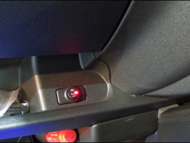 TOYOTA�@�n�C�G�[�X�@�Ɂ@RECARO�i���J���j�@�I���\�y�hAN220HV�@BK�@���@�G���S���hMV�@BK�@�V�[�g�q�[�^�[�t���@����