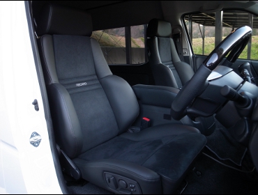 TOYOTA�@�n�C�G�[�X4�^�@�Ɂ@RECARO�i���J���j�@�I���\�y�hDL220HV�@�~2�r�@����