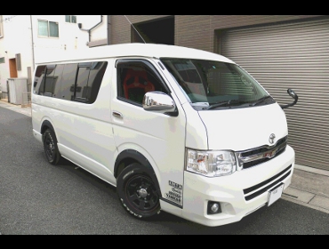 TOYOTA�@�n�C�G�[�X���S���@GL�@3�^�@�Ɂ@RECARO�i���J���j�V�[�g����